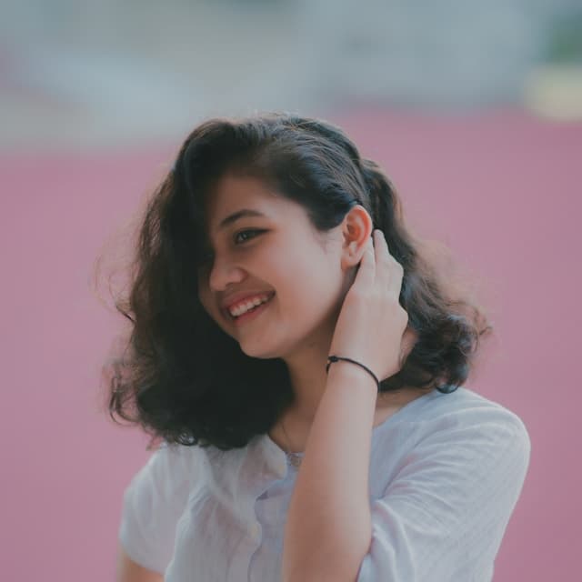 Sarah M. Profile Picture